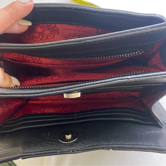 Enzo Angolini Clutch Handbag - Black & Red - Picture 4 of 8